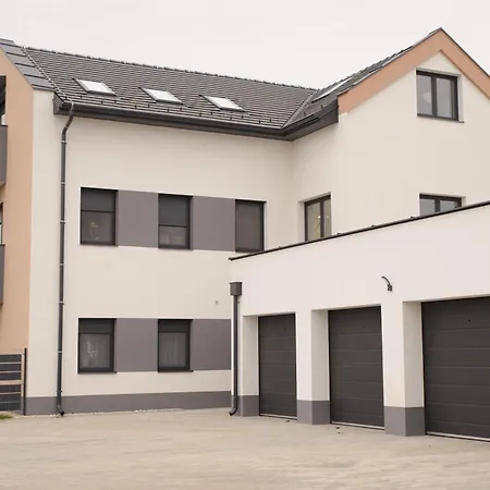 Eliza 2 Apartamento Bük